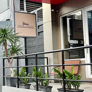 Отель De Avenida, Makati **